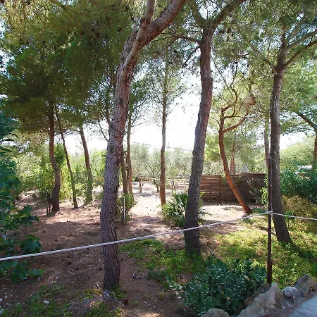 Holiday home Locazione Turistica Cotriero Pineta Red House
