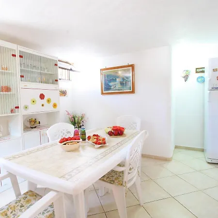 Locazione Turistica Cotriero Pineta Red House