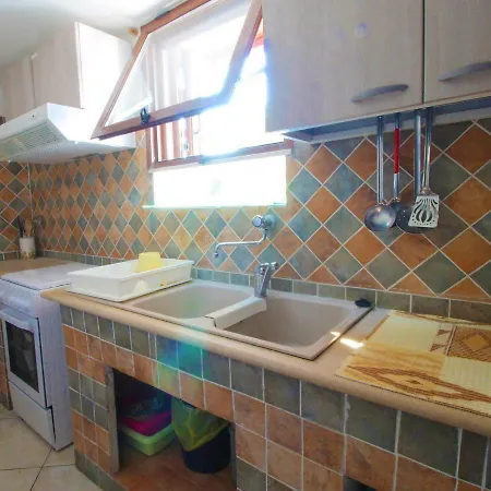 Holiday home Locazione Turistica Cotriero Pineta Red House *